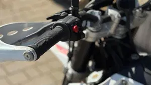 Betamotor RR 125 4T Motard LC (2010 - 17)  (10)