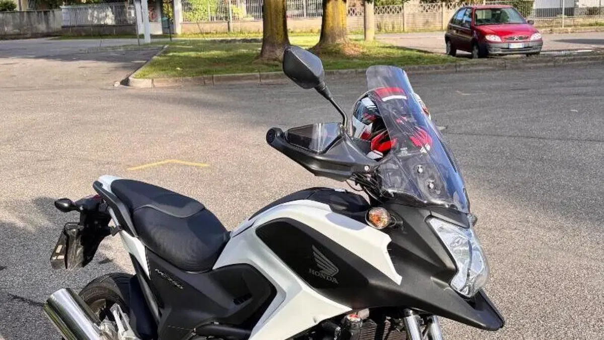 Honda NC 750 X DCT ABS (2014 - 15)  (2)