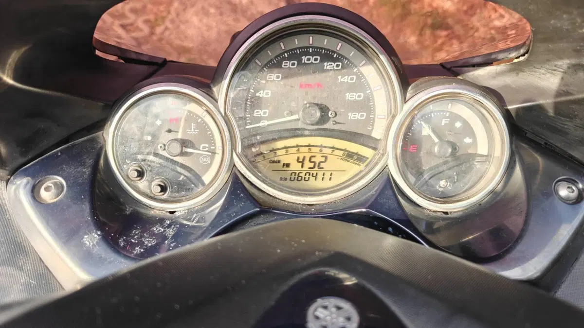 Yamaha T-Max 500 (2008 - 12)  (4)