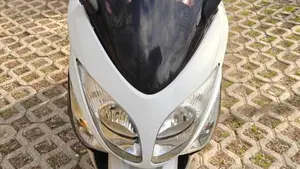 Yamaha T-Max 500 (2008 - 12)  (5)