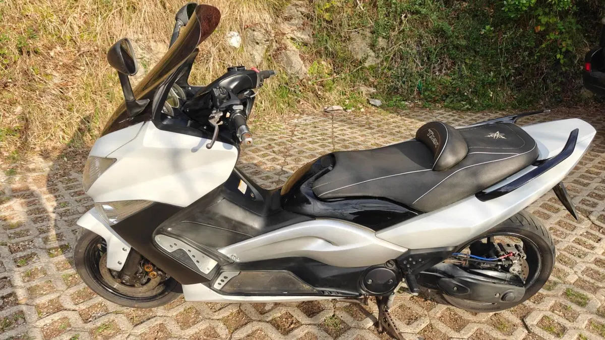 Yamaha T-Max 500 (2008 - 12)  (9)