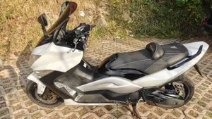 Yamaha T-Max 500 (2008 - 12)  (9)