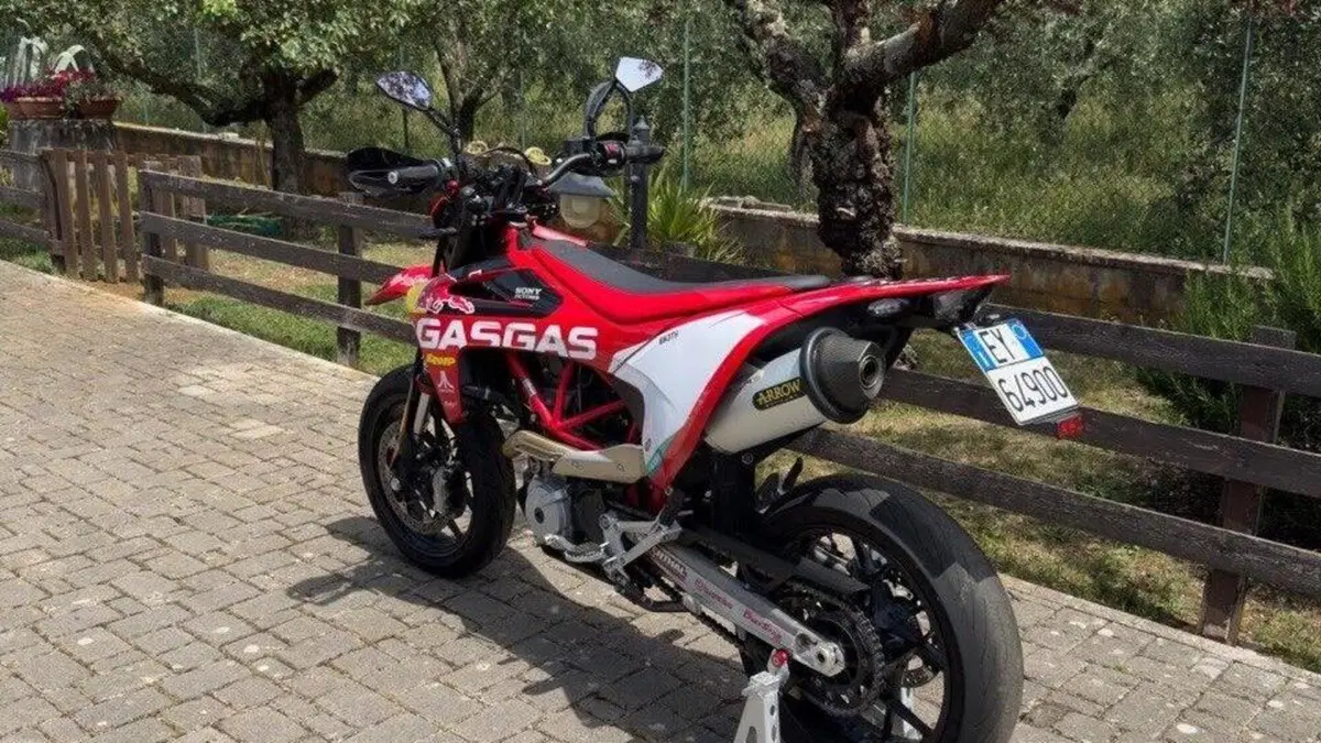 GASGAS SM 700 (2022 - 26)  (2)