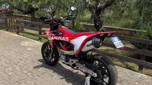 GASGAS SM 700 (2022 - 26)  (2)