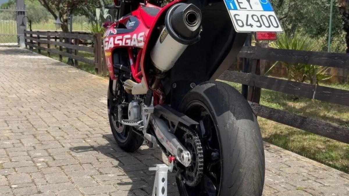 GASGAS SM 700 (2022 - 26)  (3)