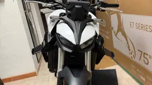Honda CB 1000 Hornet (2025 - 26)  (4)