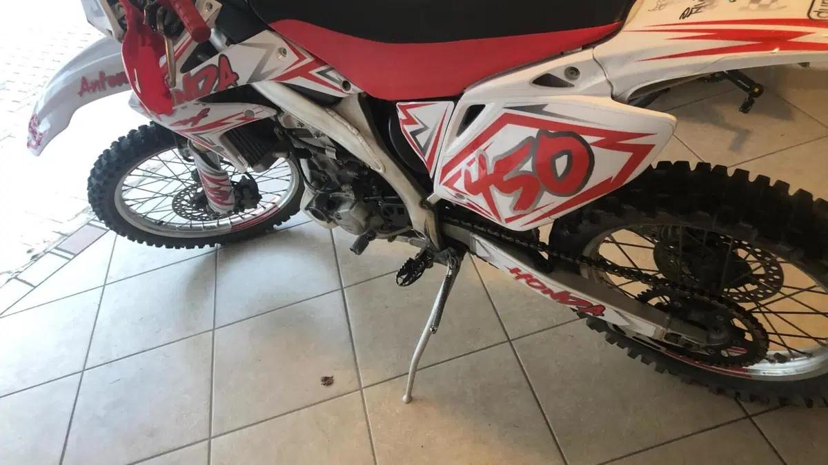 Honda CRF 450R (2006)  (3)