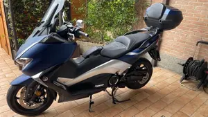 Yamaha T-Max 530 DX (2017 - 19)  (3)