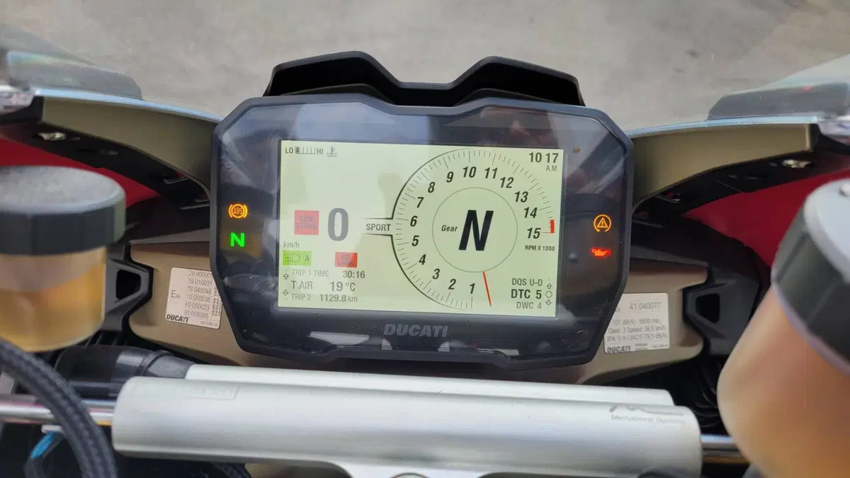 Ducati Panigale V4 Speciale 1100 (2018 - 19)  (2)