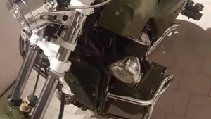 Honda GL 1200 Gold wing  (3)