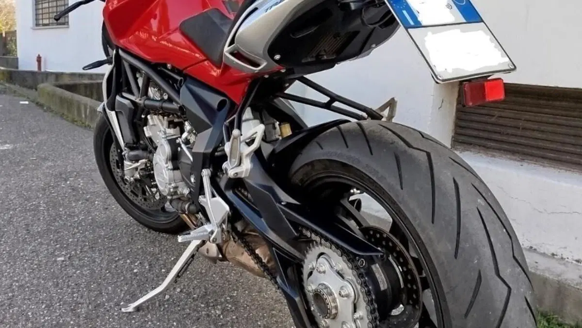 MV Agusta Brutale 675 EAS (2011 - 14)  (4)