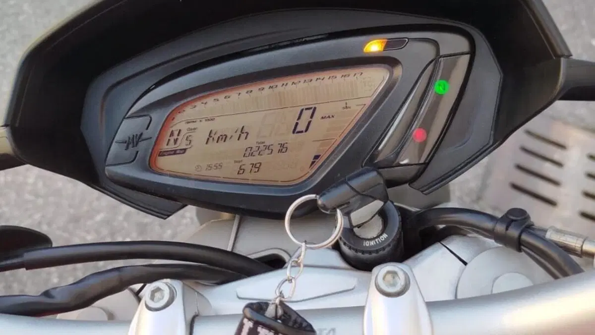 MV Agusta Brutale 675 EAS (2011 - 14)  (6)