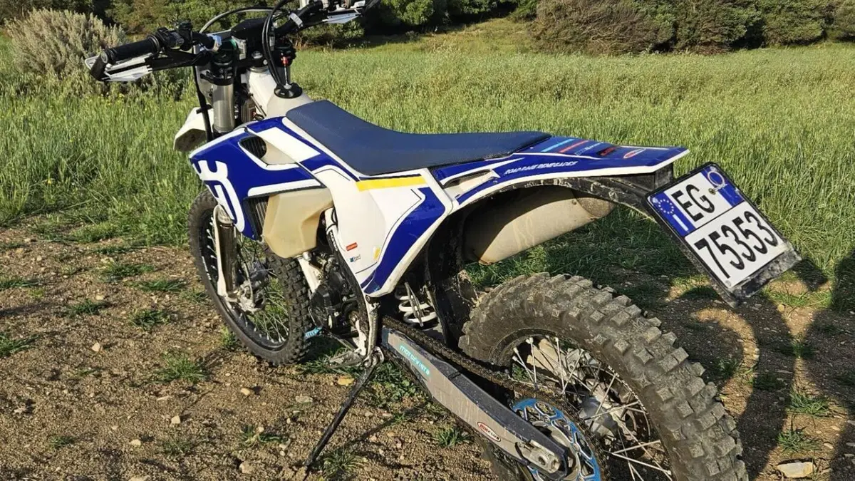 Husqvarna FE 250 (2017)  (2)
