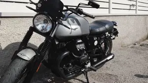 Moto Guzzi V7 III Rough (2018 - 20) 