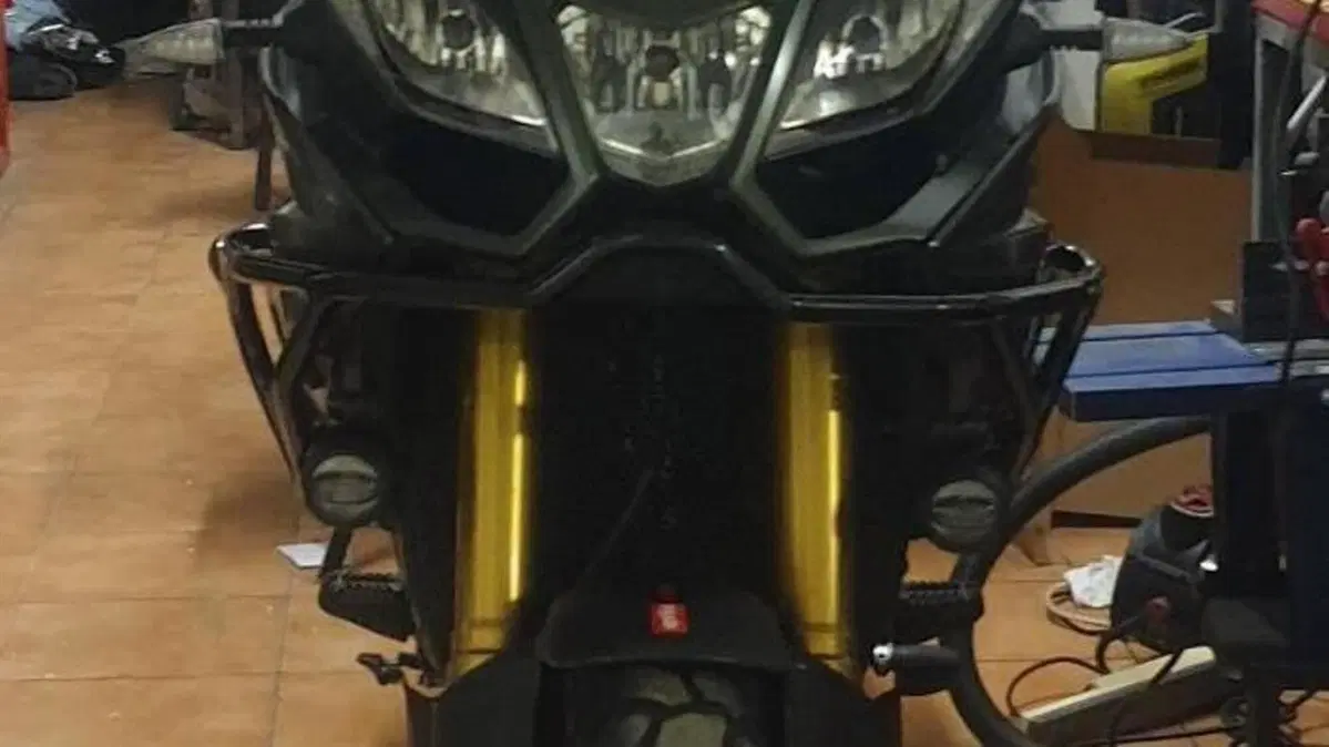 Aprilia Caponord Rally Raid (2015 - 17)  (3)