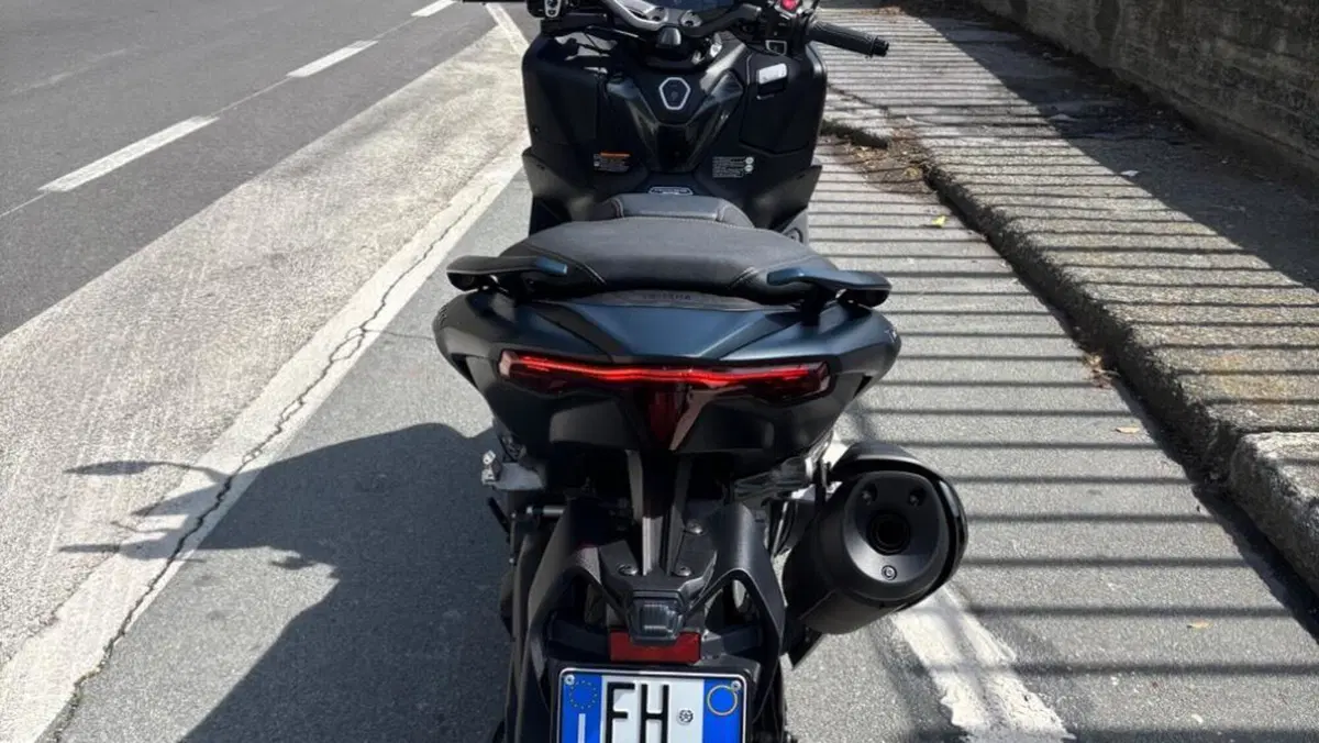 Yamaha T-Max 560 Tech Max (2022 - 24) 