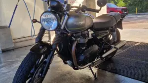 Triumph Speed Twin 900 (2023 - 24)  (2)