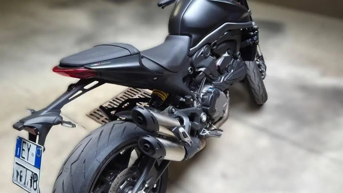 Ducati Monster 937 (2021 - 25)  (7)