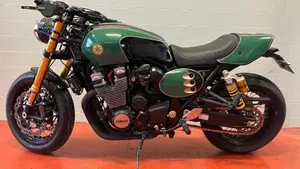 Yamaha XJR 1300 Racer (2015 - 17)  (3)