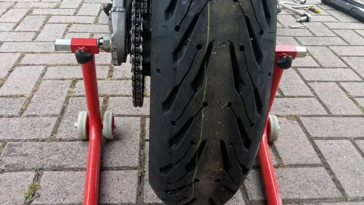 Kawasaki Versys 650 ABS (2010 - 14)  (2)