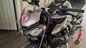 Triumph Street Triple 765 R (2023 - 26)  (4)