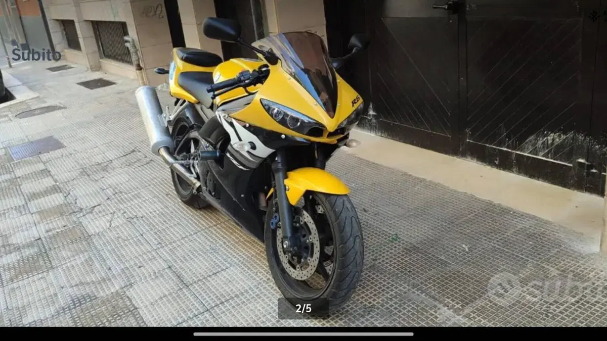 Yamaha YZF R6 (2003 - 04)  (2)