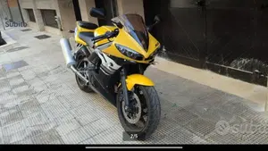 Yamaha YZF R6 (2003 - 04)  (2)