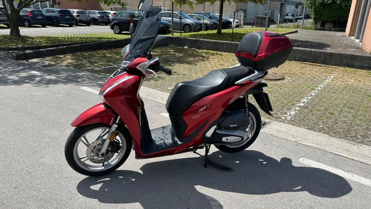 Honda SH 150i (2020 - 23)  (5)