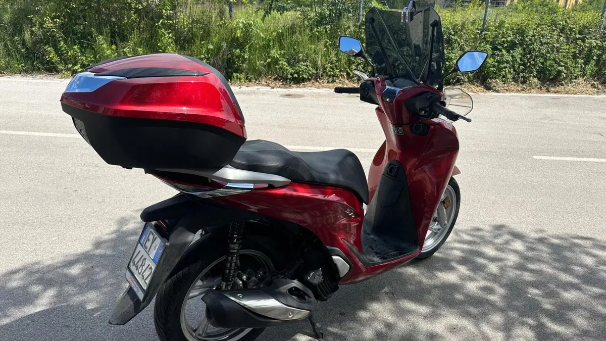 Honda SH 150i (2020 - 23)  (6)