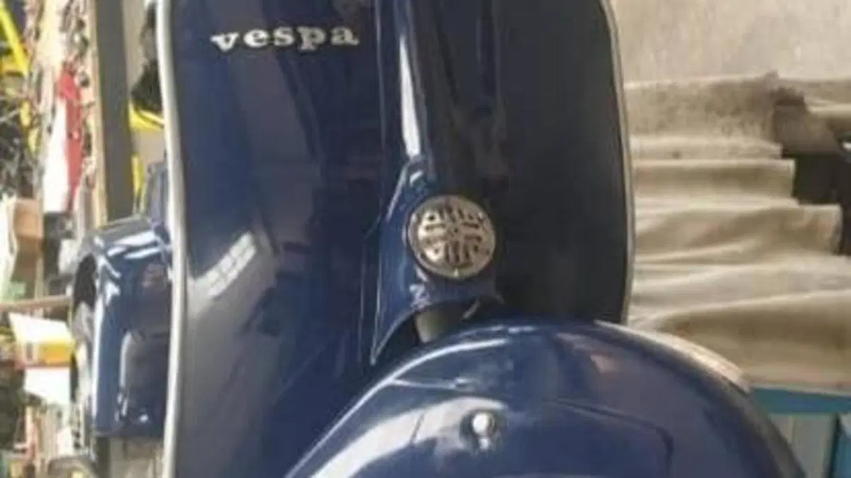 Vespa   (6)