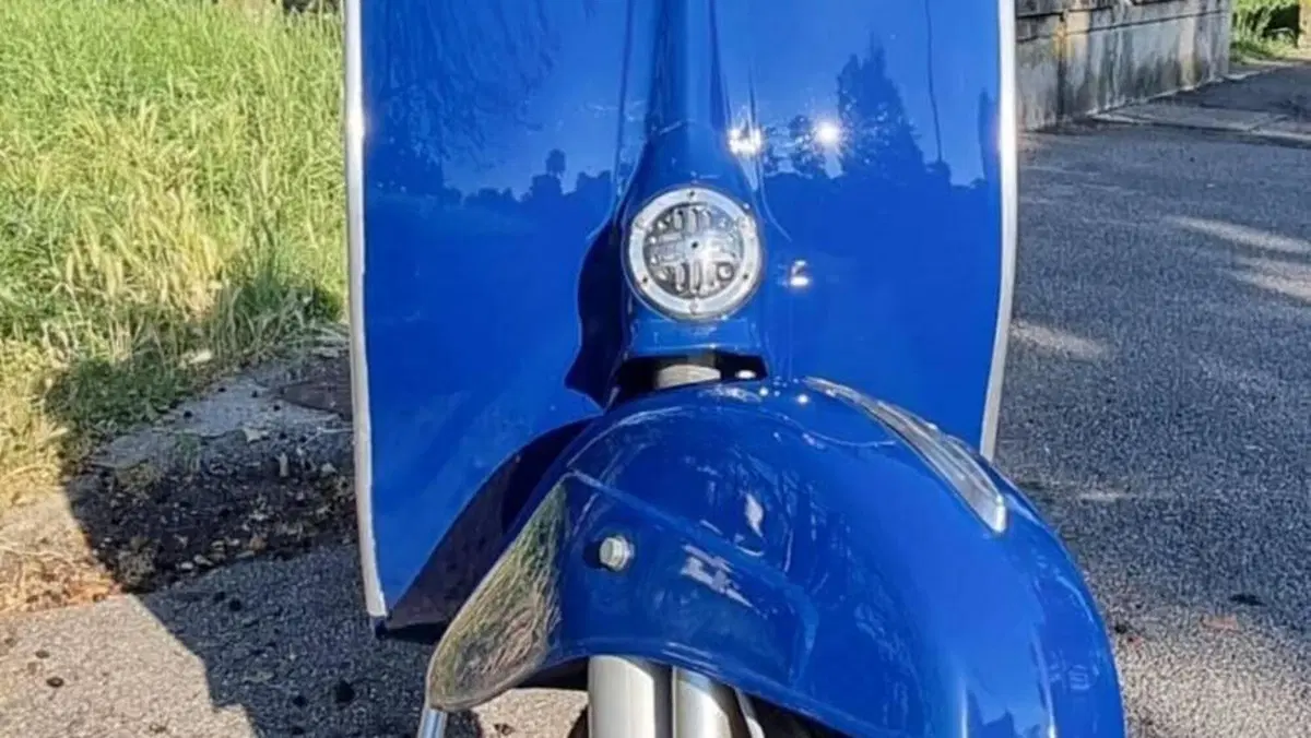 Vespa   (8)