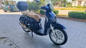 Aprilia Scarabeo 200 i.e. (2011 - 16)  (4)