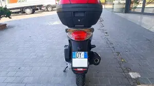 Aprilia Scarabeo 200 i.e. (2011 - 16)  (8)