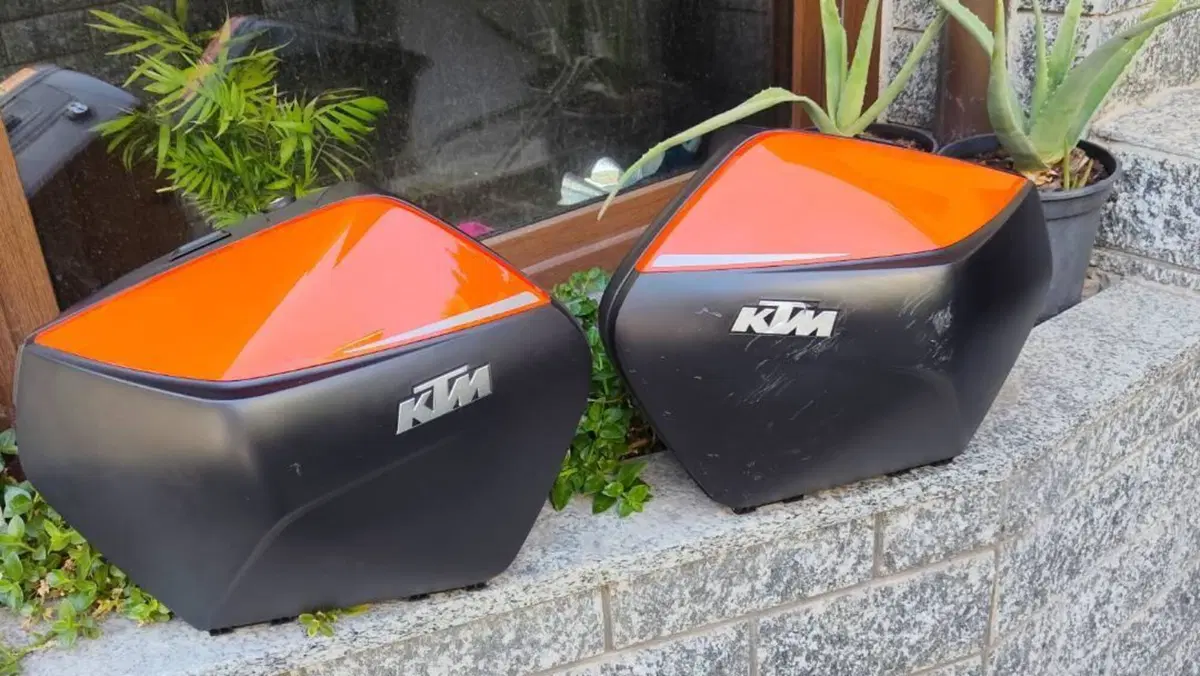 KTM 1290 Super Duke GT ABS (2016 - 18)  (8)