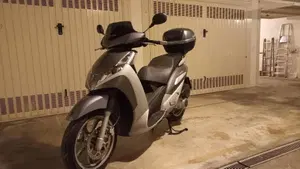 Peugeot Geopolis 250  (2)