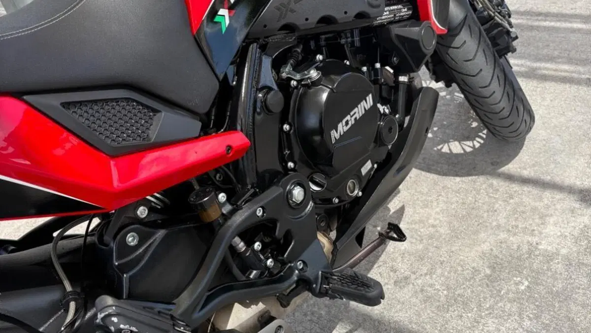 Moto Morini X-Cape 650 (2021 - 26)  (11)
