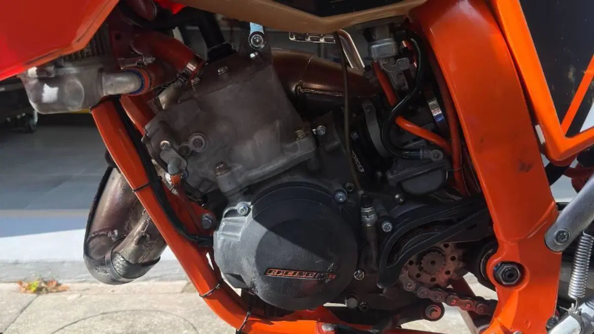 KTM 125 EXC (2011)  (5)