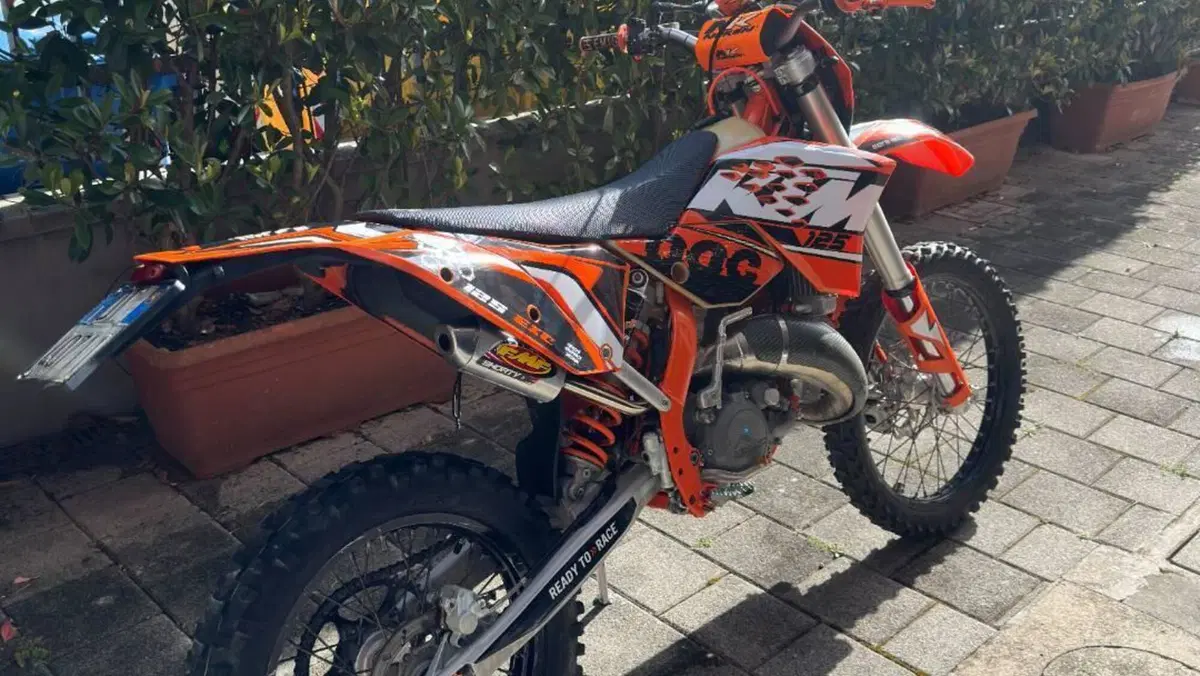 KTM 125 EXC (2011)  (6)