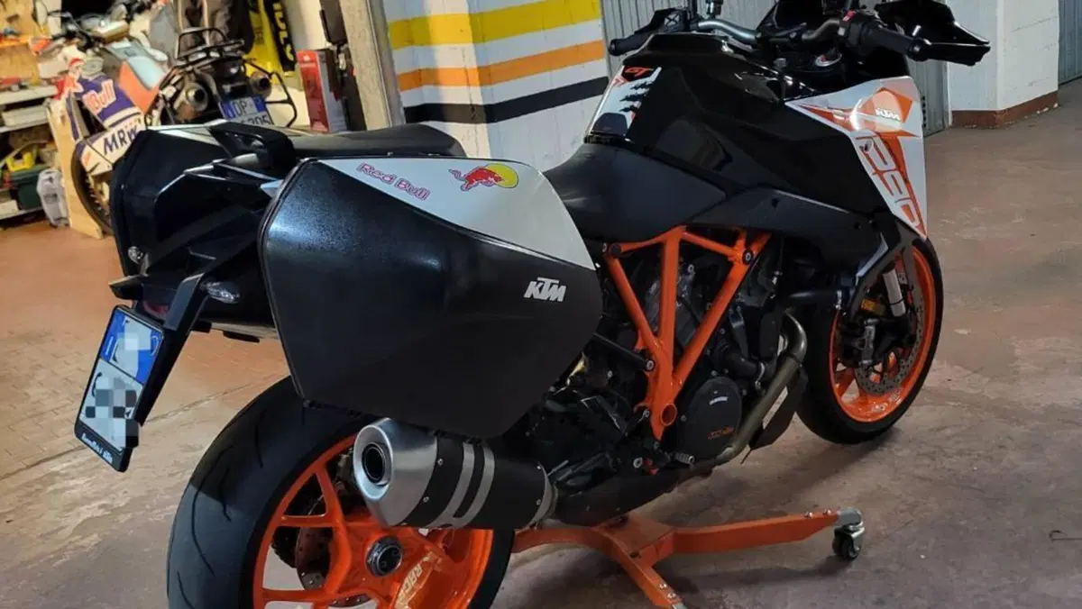 KTM 1290 Super Duke GT (2019 - 20) 