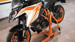KTM 1290 Super Duke GT (2019 - 20)  (3)