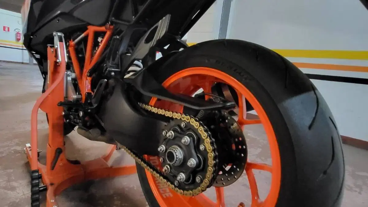 KTM 1290 Super Duke GT (2019 - 20)  (5)