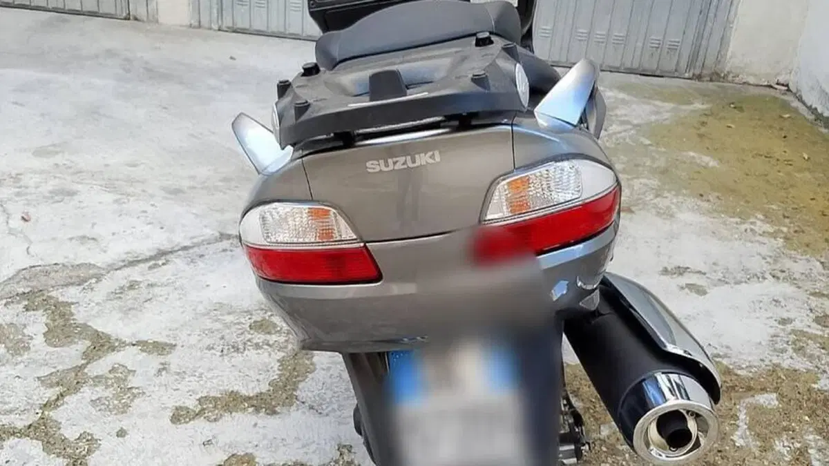Suzuki Burgman AN 650 Executive ABS (2006 - 12)  (5)