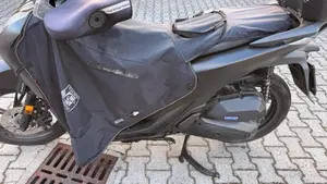 Honda SH 150i Sport (2022 - 23)  (3)