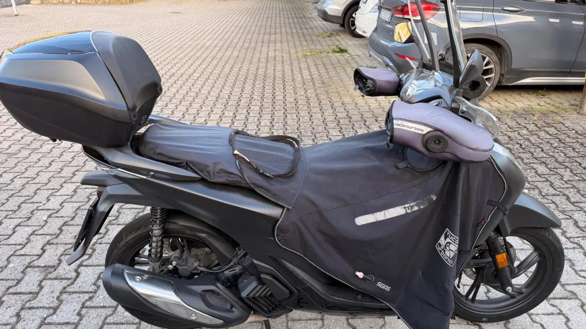 Honda SH 150i Sport (2022 - 23) 