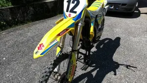 Suzuki RM 125 (2002 - 03)  (8)