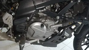 Suzuki V-Strom 650 (2021 - 25)  (2)