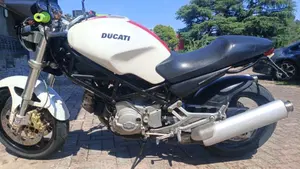 Ducati Monster 600 Dark (2002)  (5)