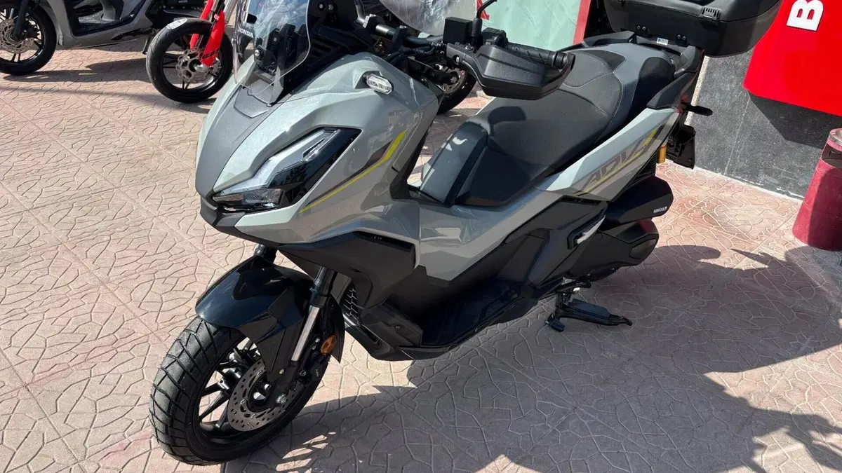 Honda ADV 350 Special Edition (2025 - 26)  (2)