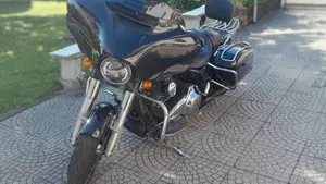 Harley-Davidson 1690 Street Glide Special (2014 - 16) - FLHX  (6)
