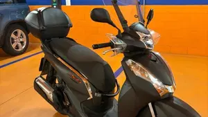 Honda SH 300 i Sport ABS (2018 - 20)  (2)